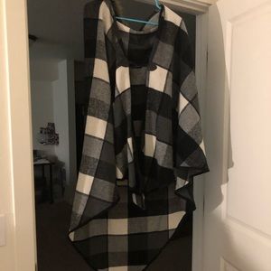 White and black  poncho